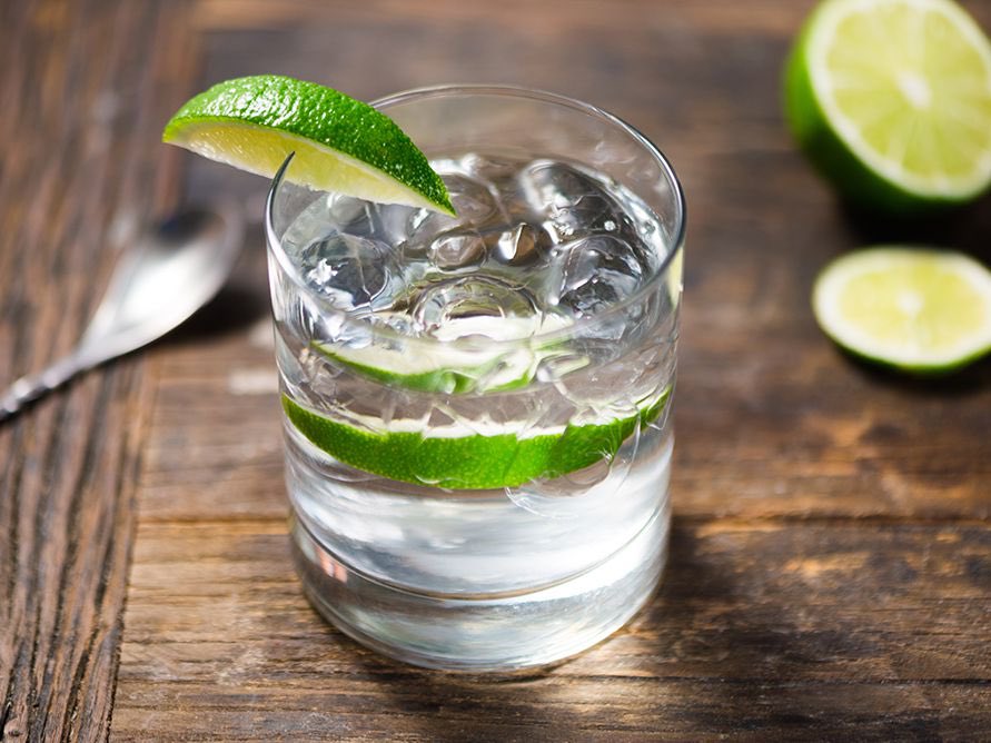 Cuántas calorías tiene un gin tonic? - Blog de Santacesta